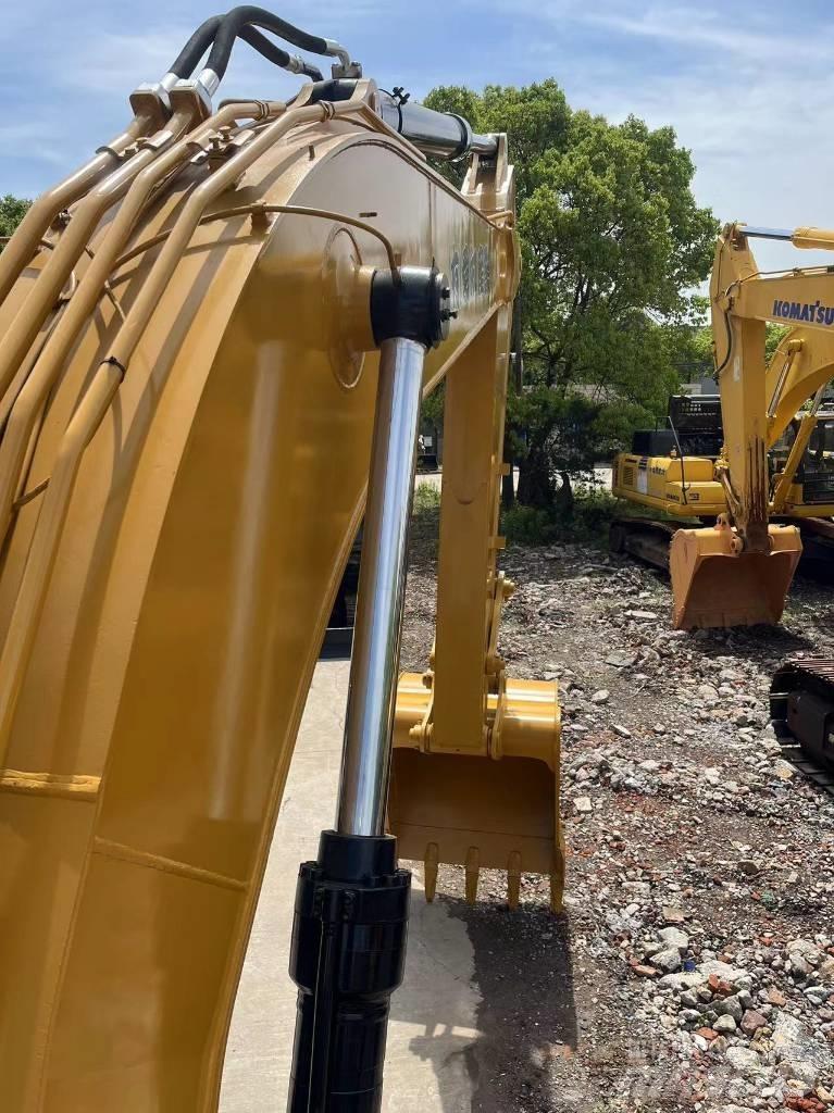 CAT 325 D Excavatoare pe șenile
