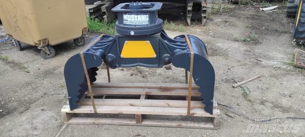 Mustang GRP 250 Cupa