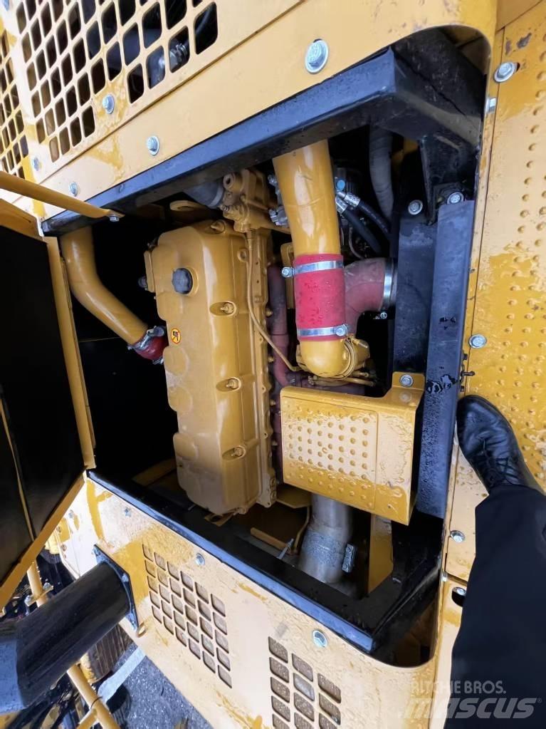 CAT 349 D2 Excavatoare pe șenile
