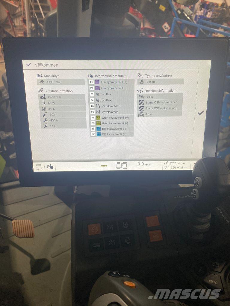 CLAAS Axion 930 Tractoare