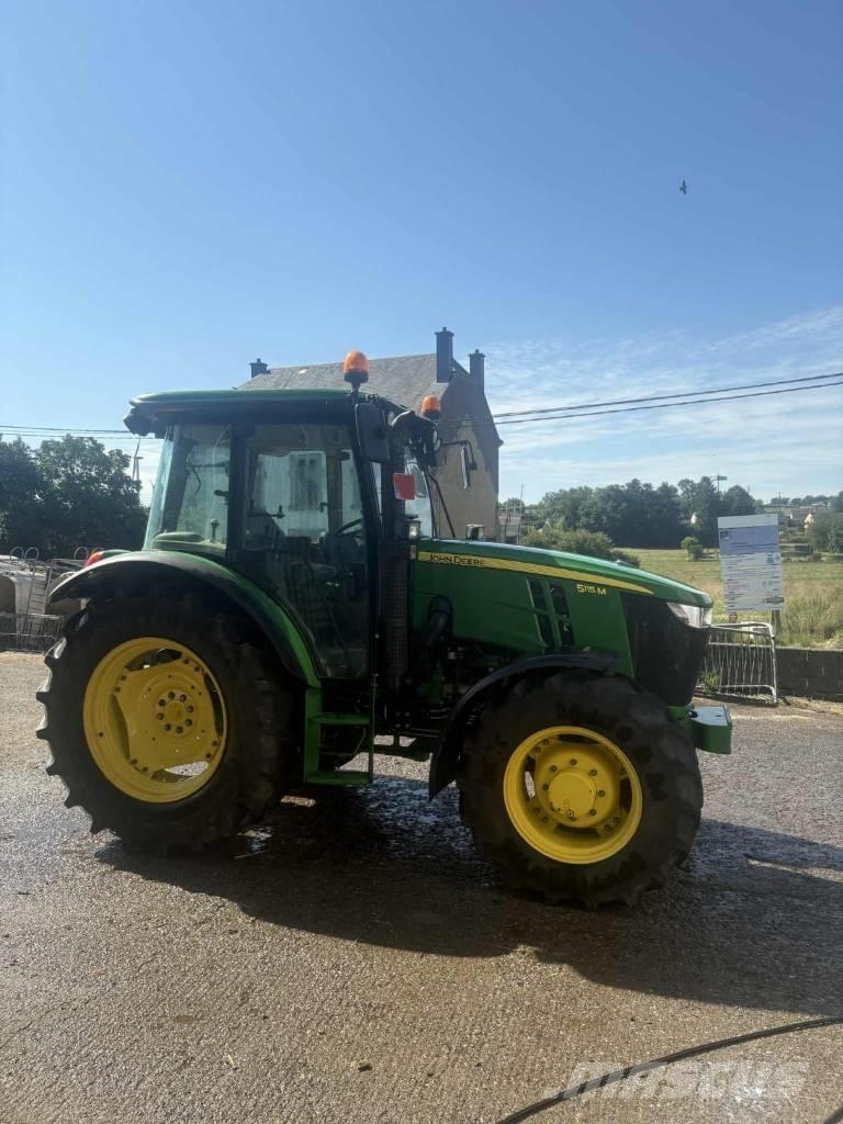 John Deere 5115M Tractoare