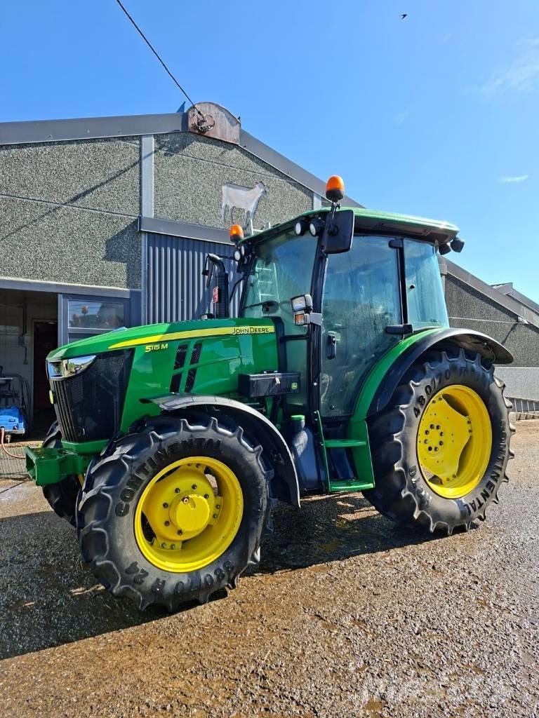 John Deere 5115M Tractoare