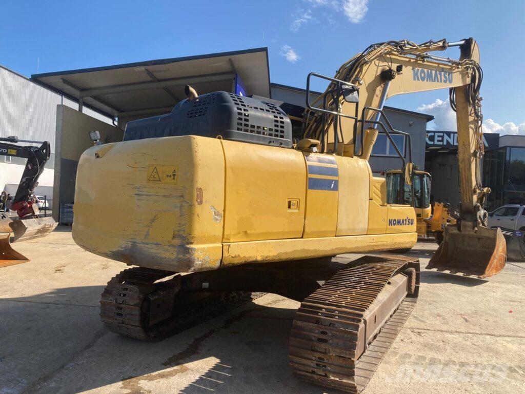 Komatsu PC210LC-11 Excavatoare pe șenile
