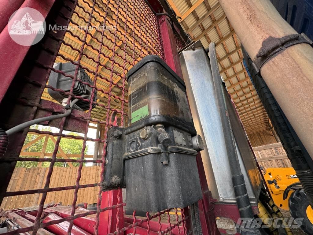 Volvo FH 16 550 Camion cu carlig de ridicare