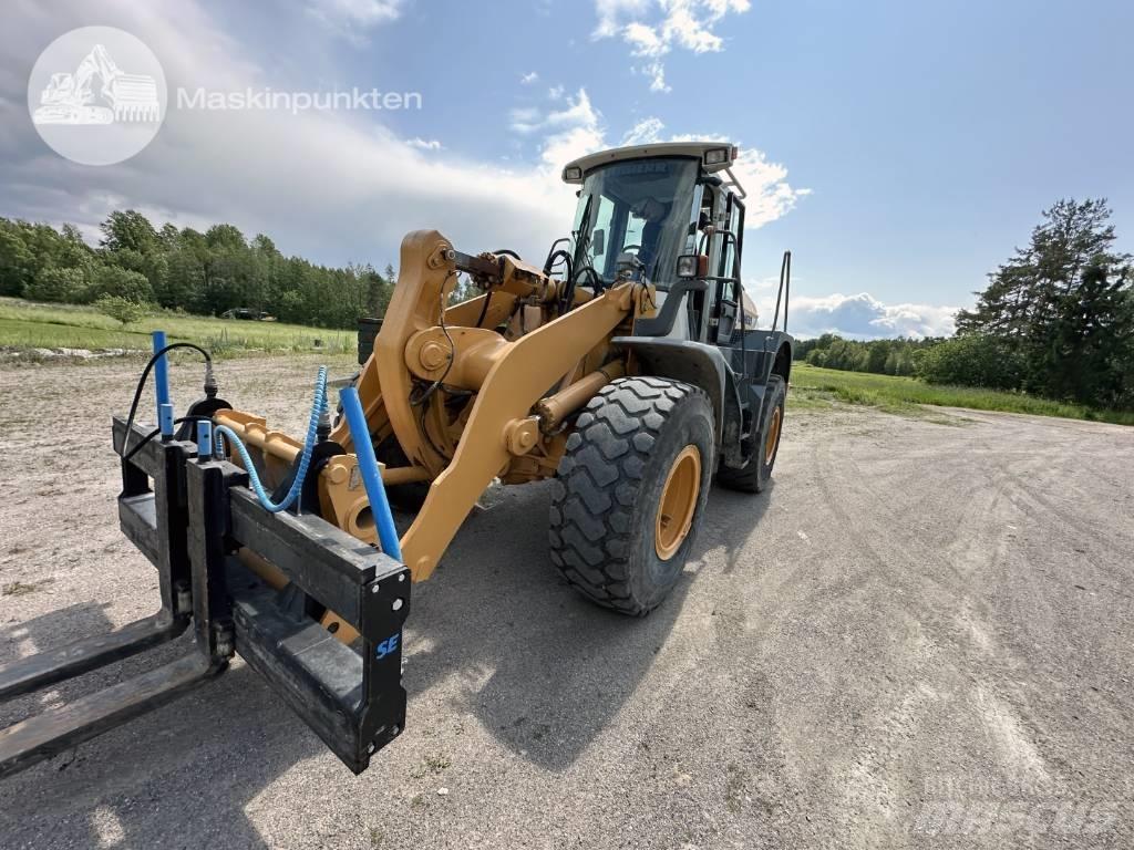 Liebherr L 544 Incarcator pe pneuri