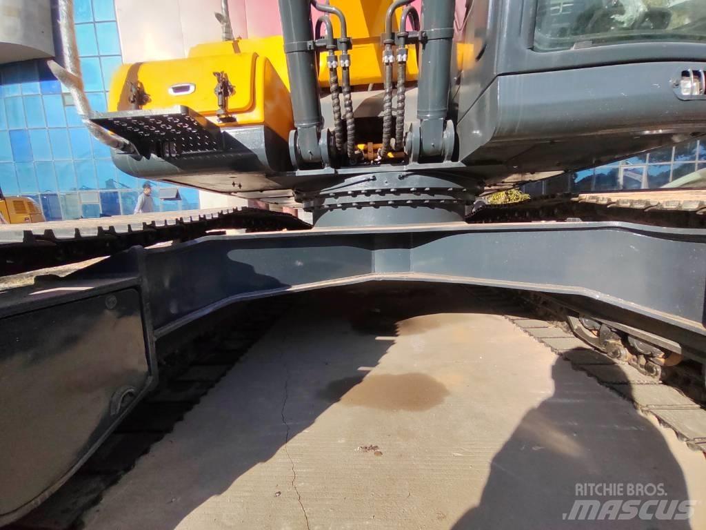 Hyundai 220LC-9S Excavatoare pe șenile
