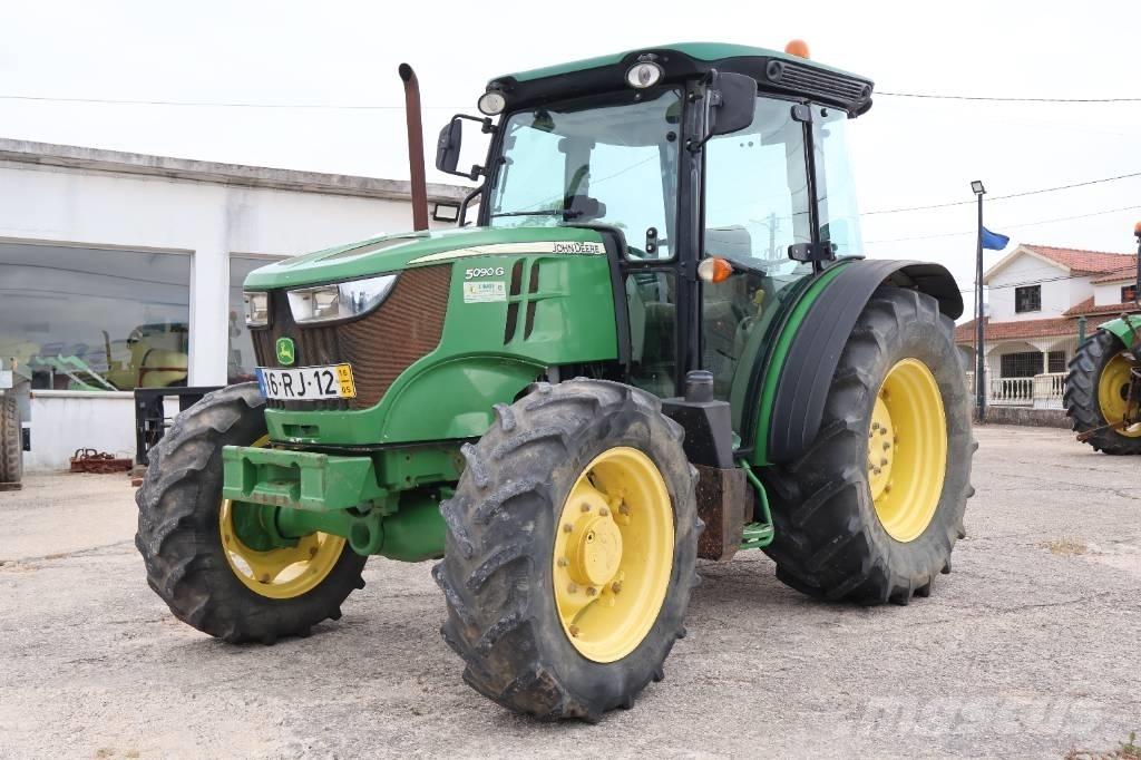 John Deere 5090 G Tractoare