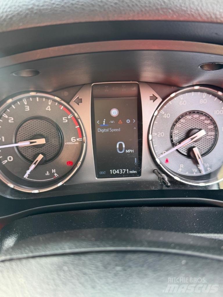 Toyota Hilux Active Pick up/Platou