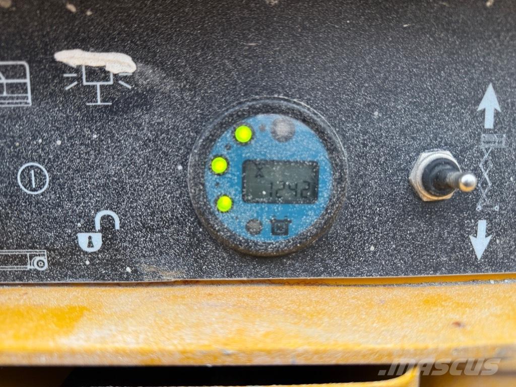 Haulotte Compact 14 Platforme foarfeca