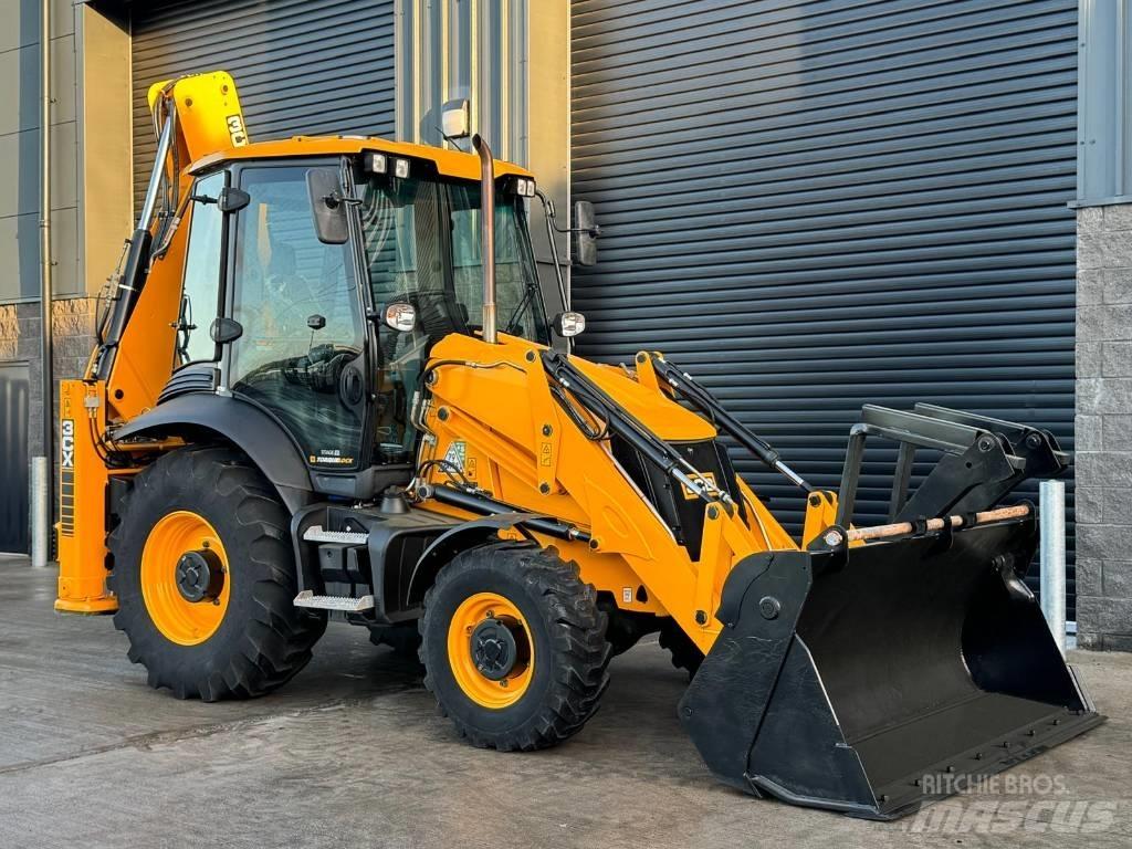JCB 3 CX Buldoexcavatoare