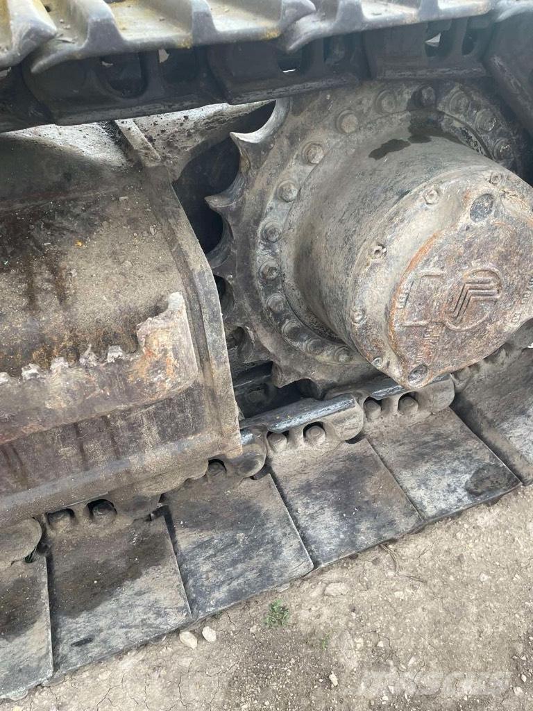 JCB JZ 235 LC Excavatoare pe șenile

