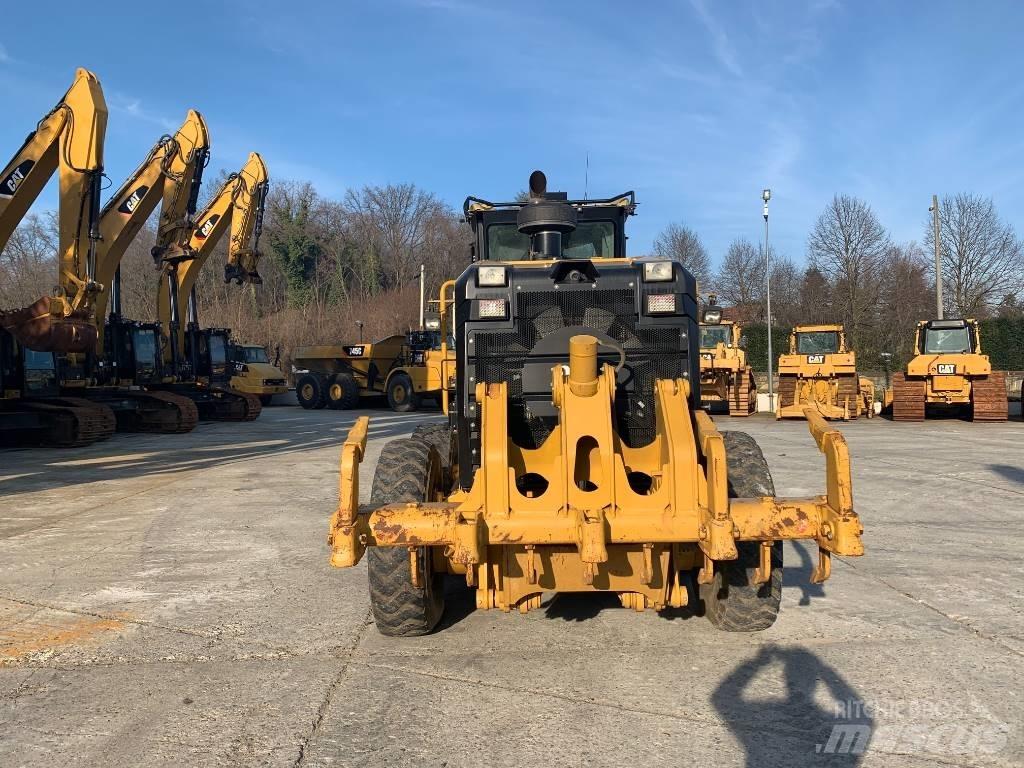 CAT 140 M 2 Gredere