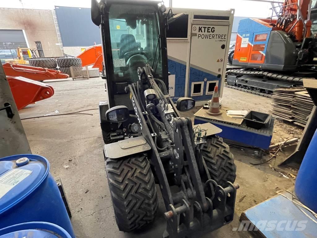 Kubota RT220-2e Incarcator pe pneuri