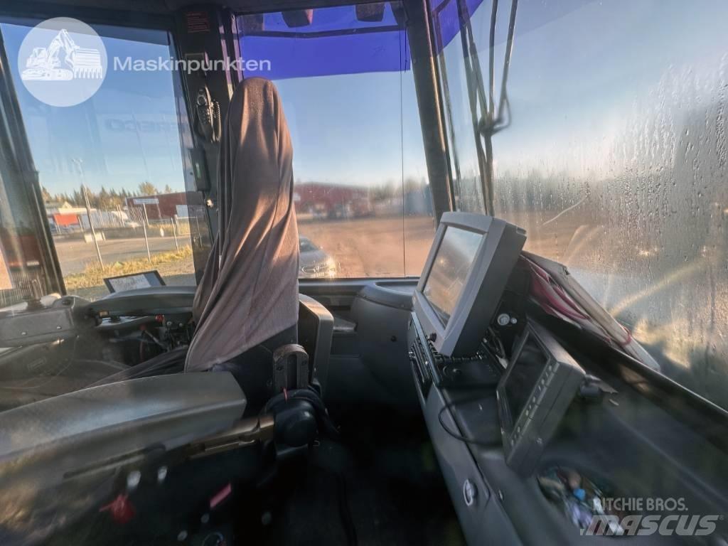 Valmet 890.3 Transportoare