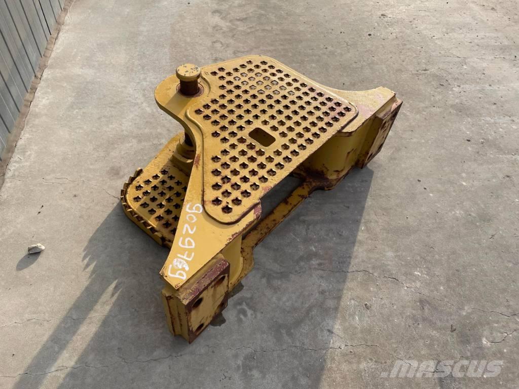 CAT D6K Zugtraverse Alte componente