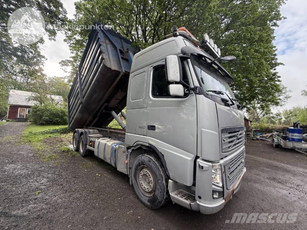 Volvo FH 16 660 Camion cu carlig de ridicare