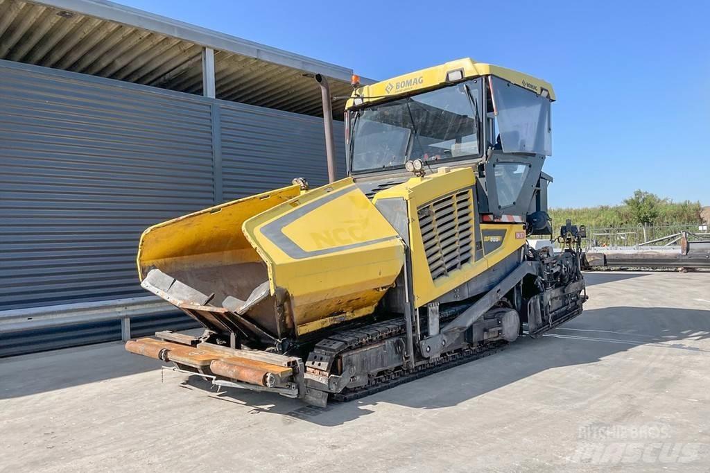 Bomag BF 700 C-2 Pavatoare asfalt