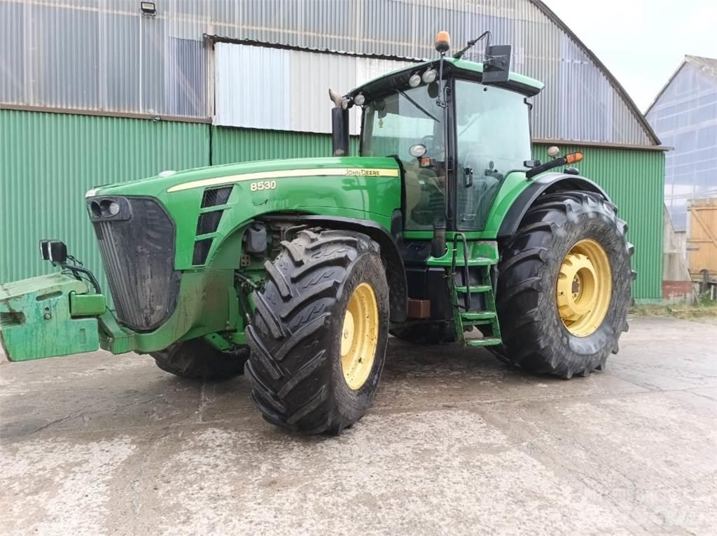 John Deere 8530 Tractoare