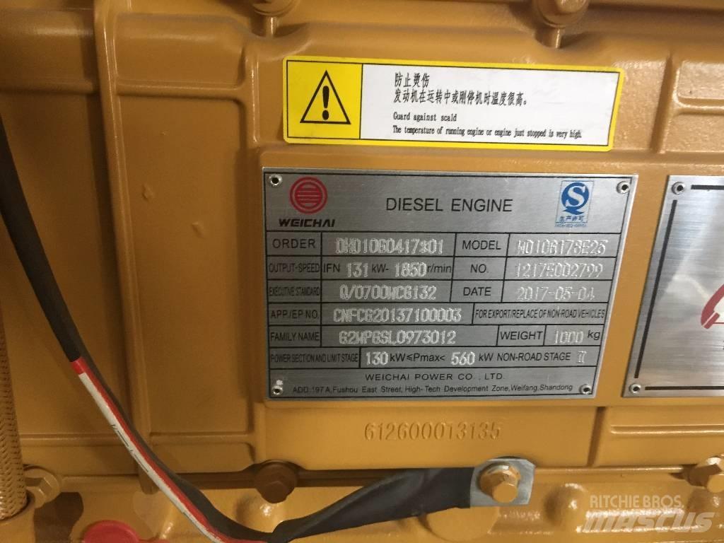 Shantui SD 16 Buldozere pe senile