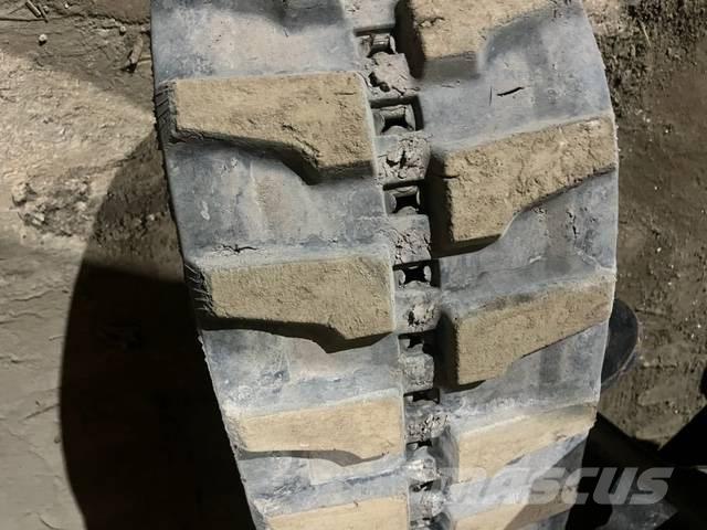 Komatsu PC 26 MR-3 Mini excavatoare < 7t