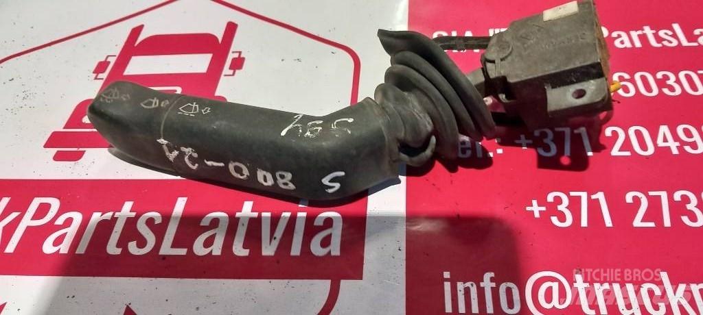Scania R 420.  1372985 Cabine si interior