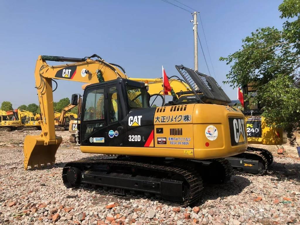 CAT 320D Excavatoare pe șenile
