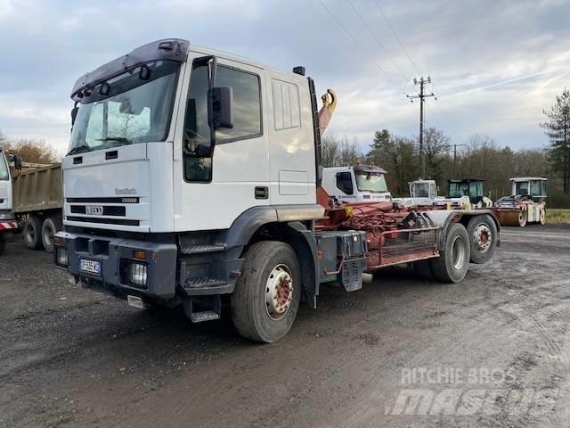 Iveco Cursor Camion cu carlig de ridicare