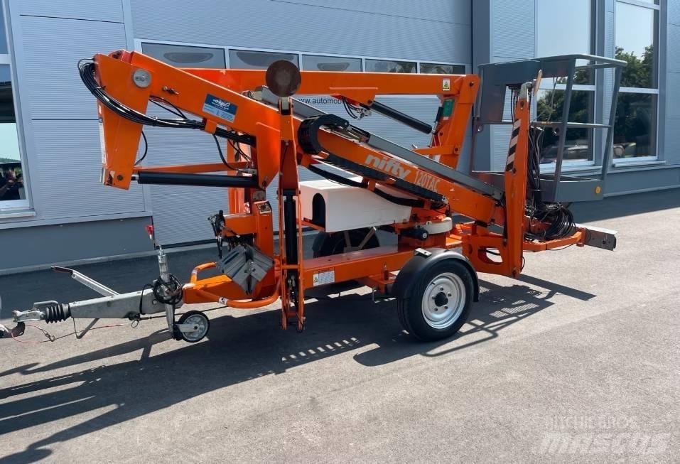 Niftylift 120 TAC Platforme aeriene montate pe remorca