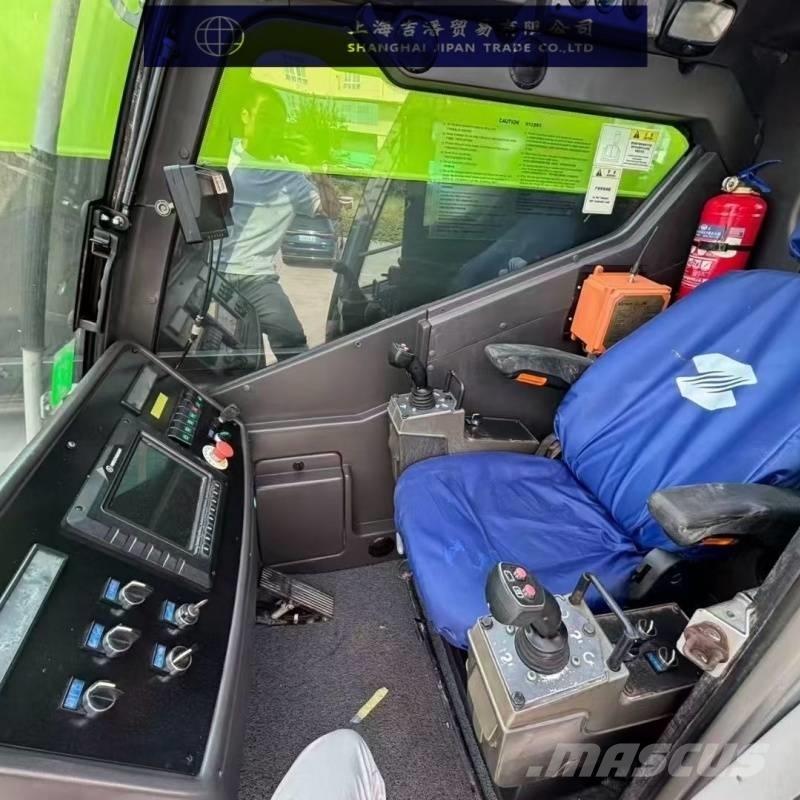 Zoomlion ZAT 2000 V Macara pentru orice teren