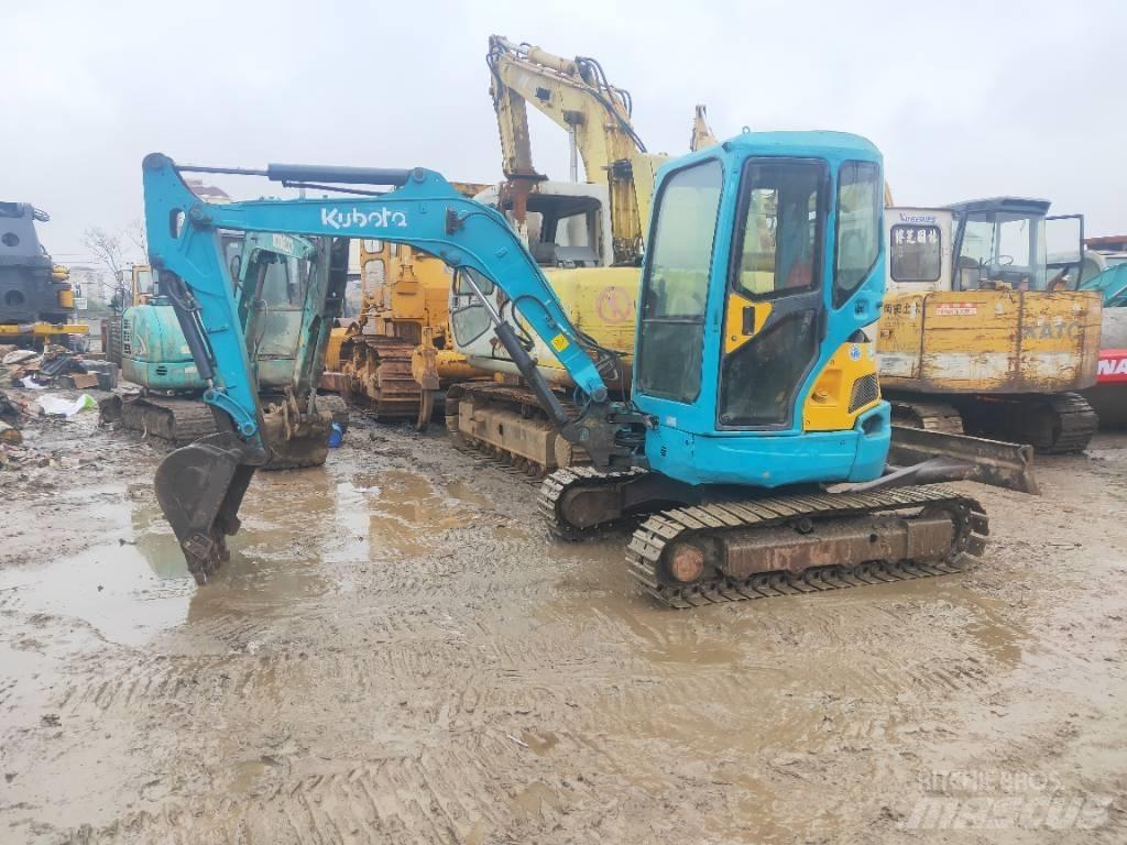 Kubota KX135 Excavatoare pe șenile
