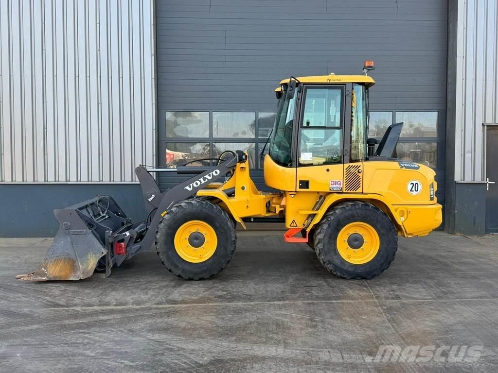 Volvo L30G Incarcator pe pneuri