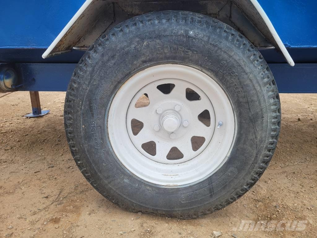  Custom Built 1000 Alte accesorii tractor