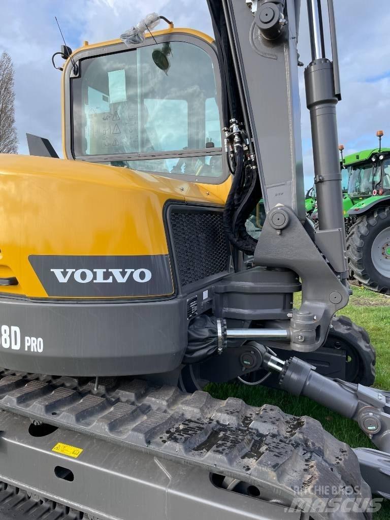 Volvo ECR 88 D PRO Excavatoare 7t - 12t