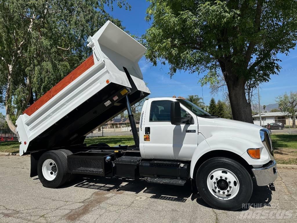 Ford F 750 SD Autobasculanta