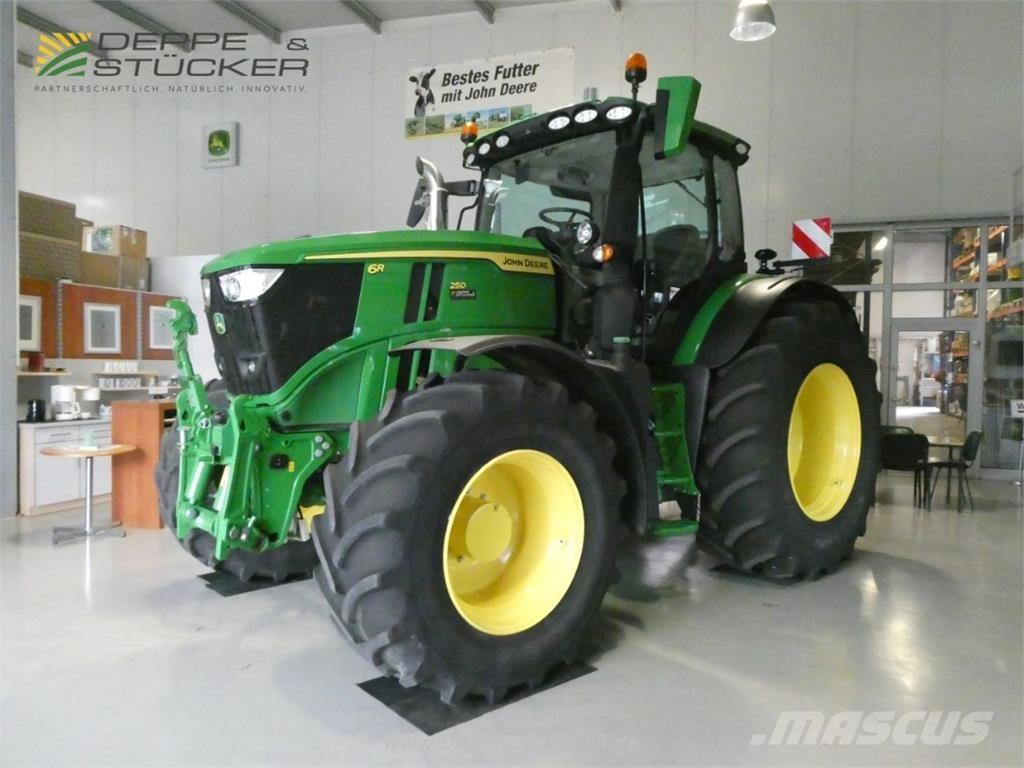 John Deere 6R 250 Tractoare