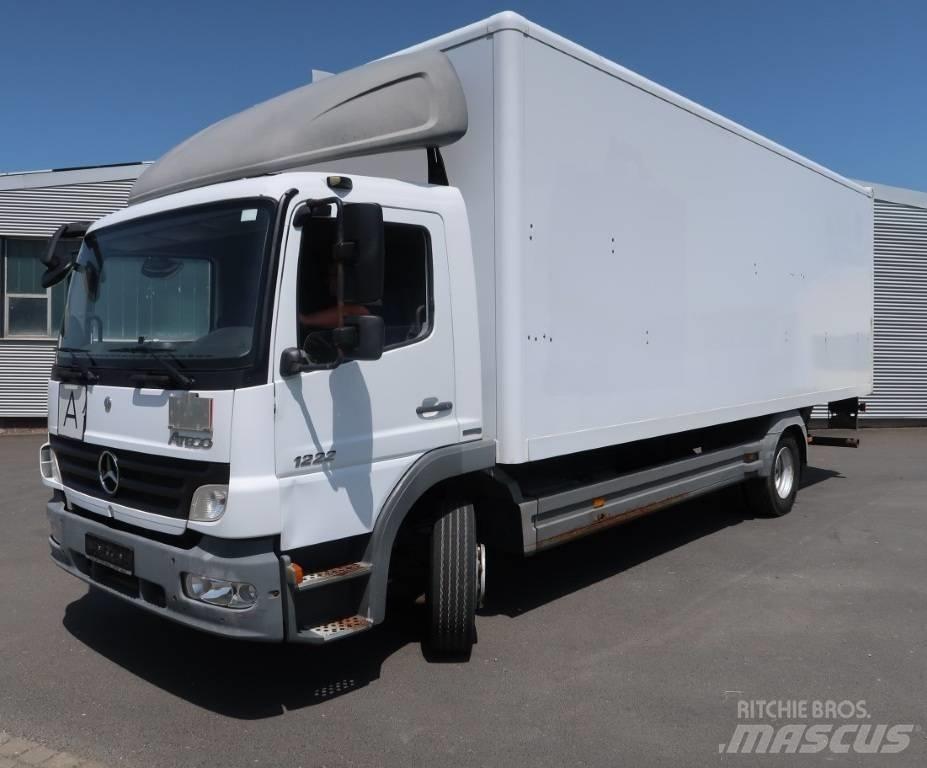 Mercedes-Benz 1222 L Autocamioane