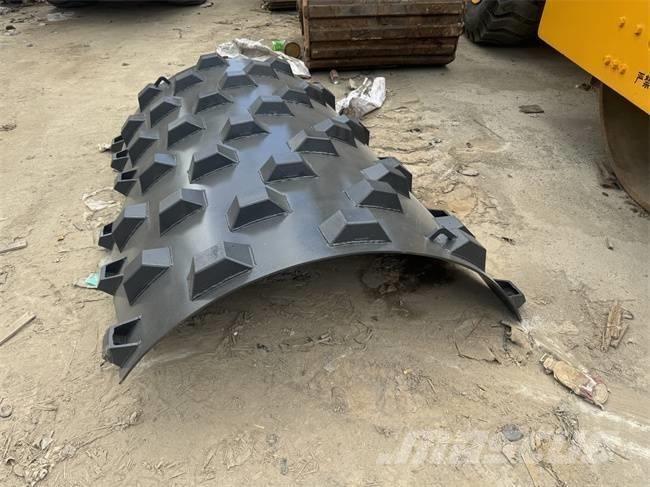 XCMG XS 223 J Compactoare monocilindrice
