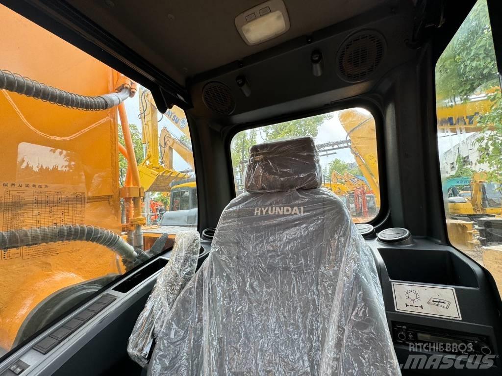 Hyundai 305LC-9S Excavatoare pe șenile
