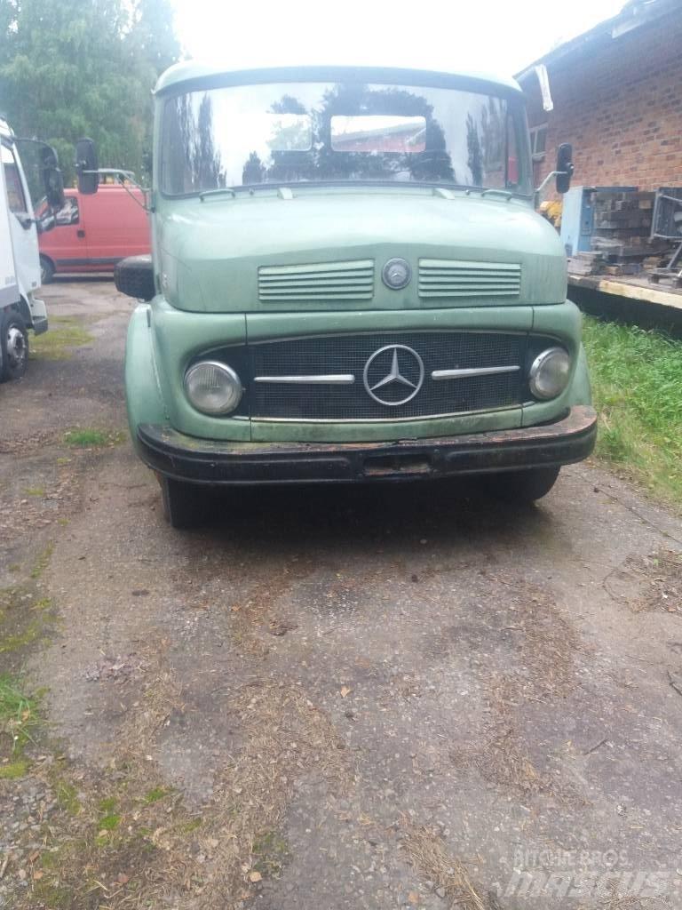 Mercedes-Benz 1113 Autobasculanta
