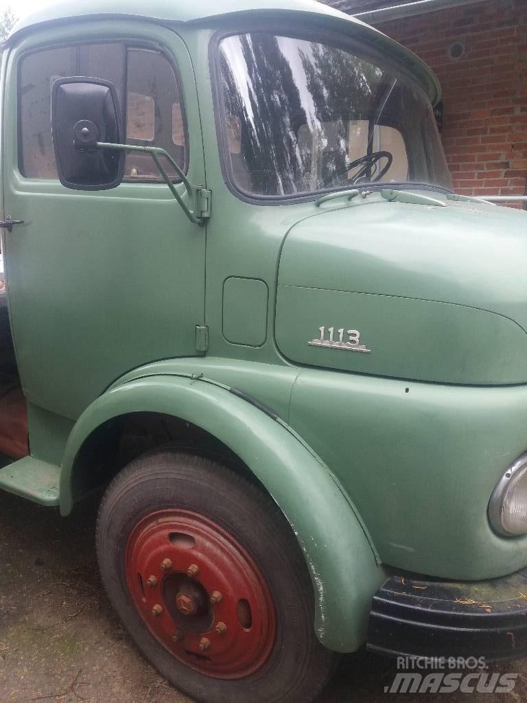 Mercedes-Benz 1113 Autobasculanta