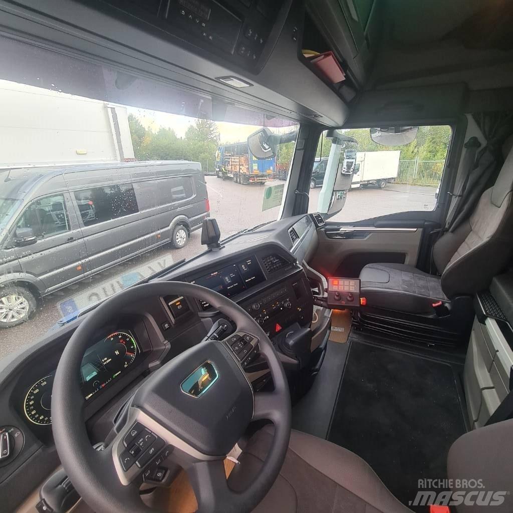 MAN TGX 35.510 8x4-4 Autobasculanta
