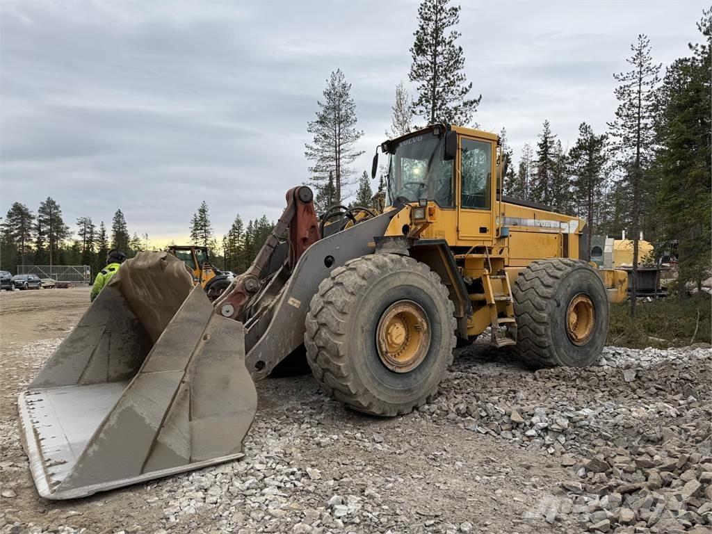 Volvo L220D Incarcator pe pneuri
