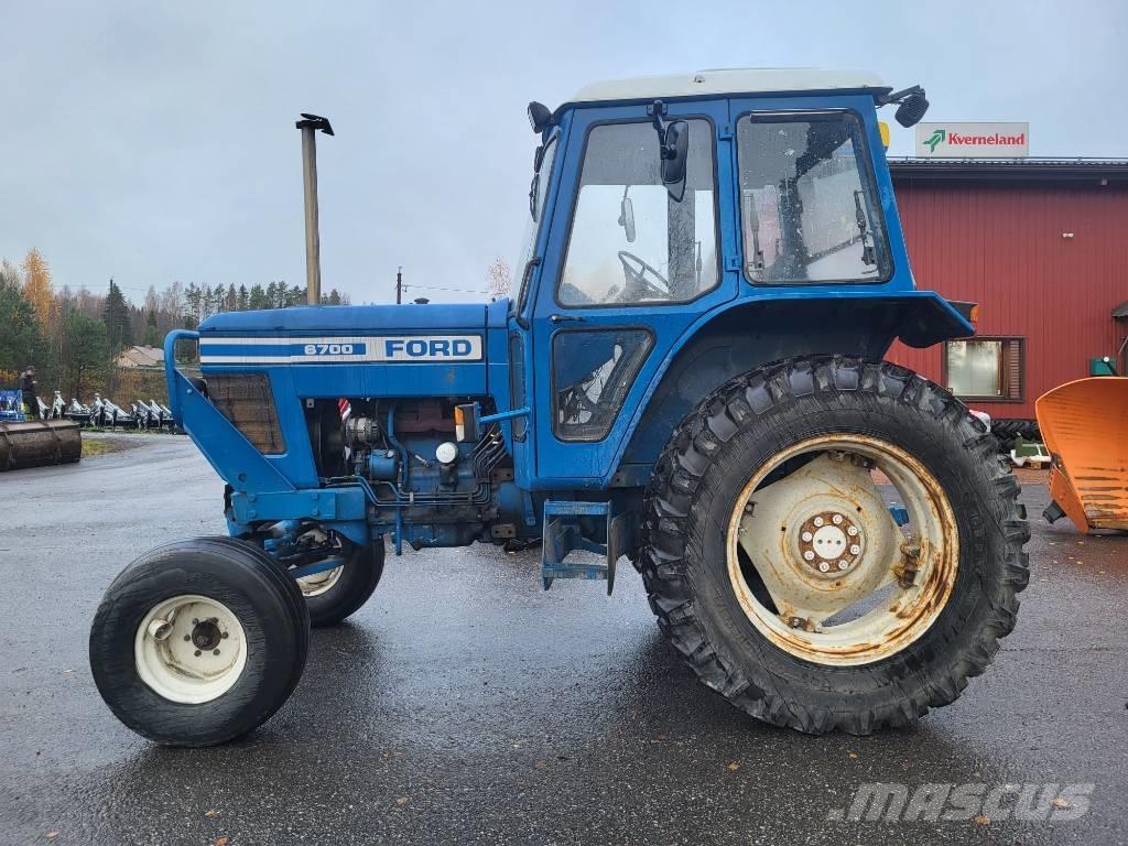 Ford 6700 Tractoare