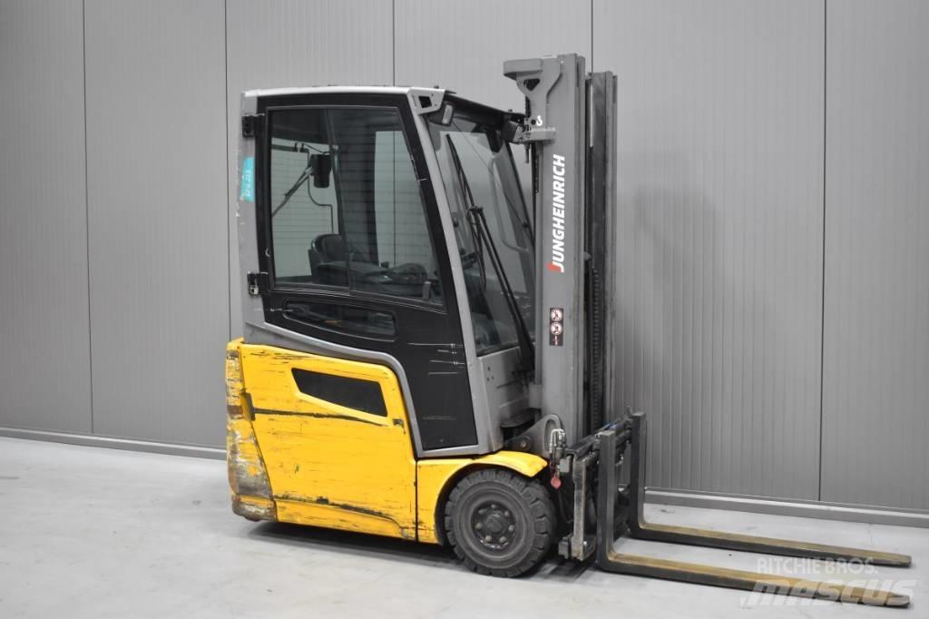 Jungheinrich EFG 215 Stivuitor electric