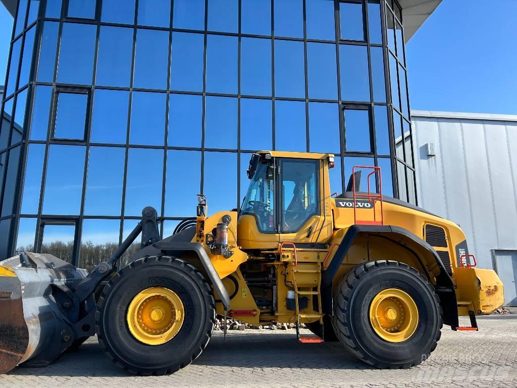Volvo L 180 H Incarcator pe pneuri