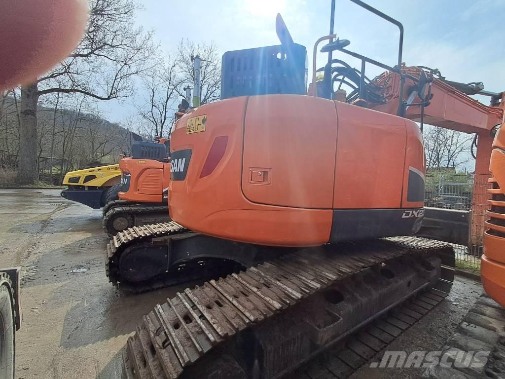 Doosan DX 235 LCR-5 Excavatoare pe șenile

