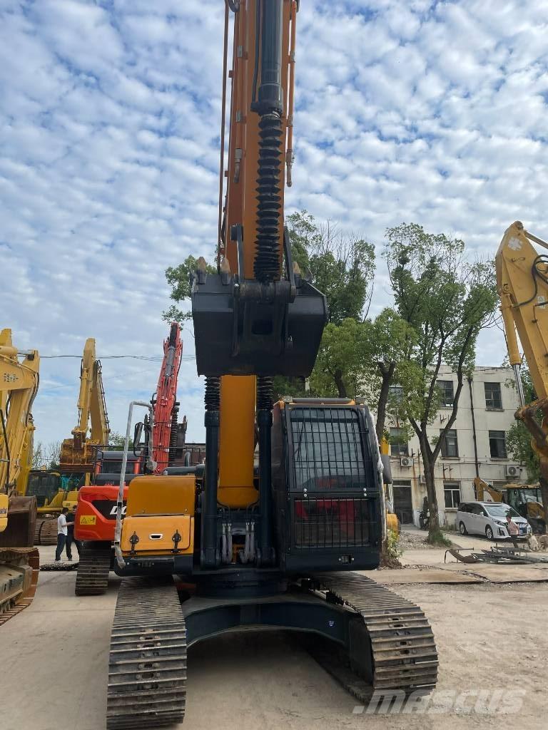Hyundai 220LC-9S Excavatoare 7t - 12t