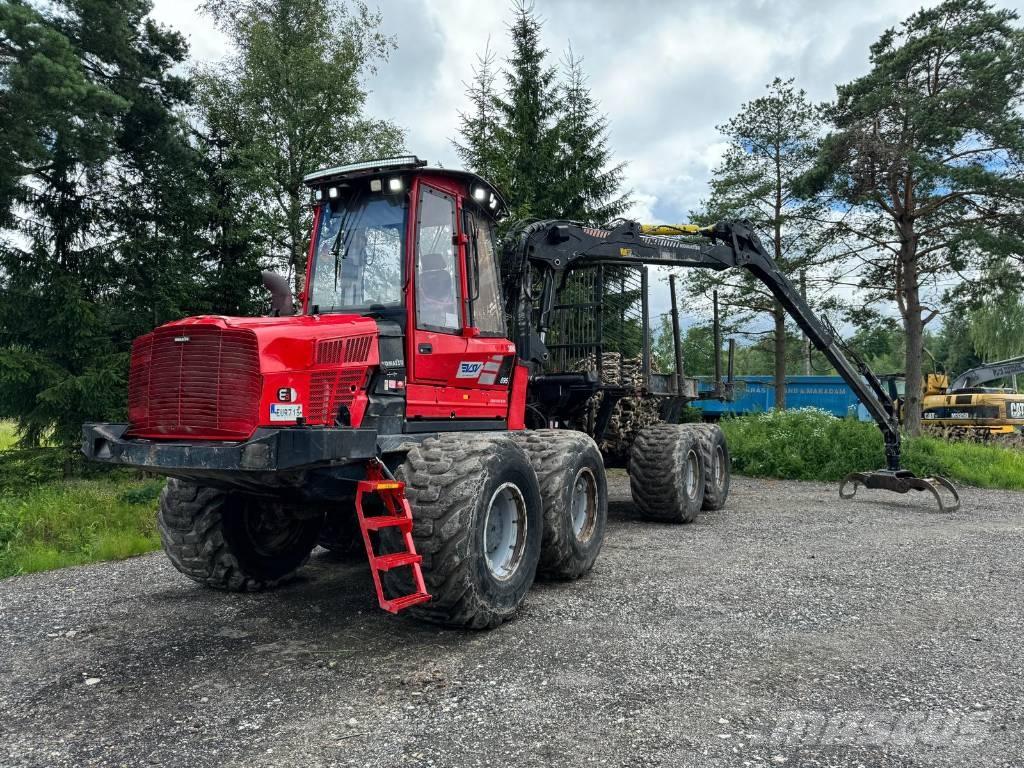 Komatsu 895 Transportoare