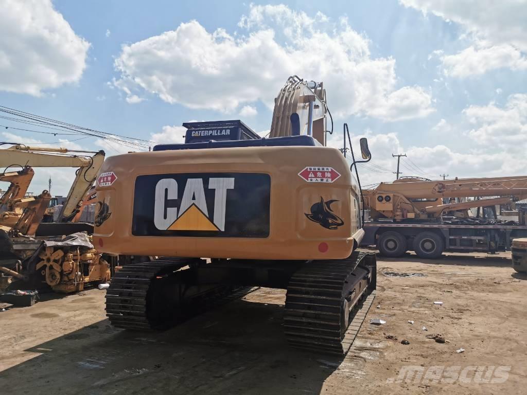 CAT 325DL Excavatoare pe șenile
