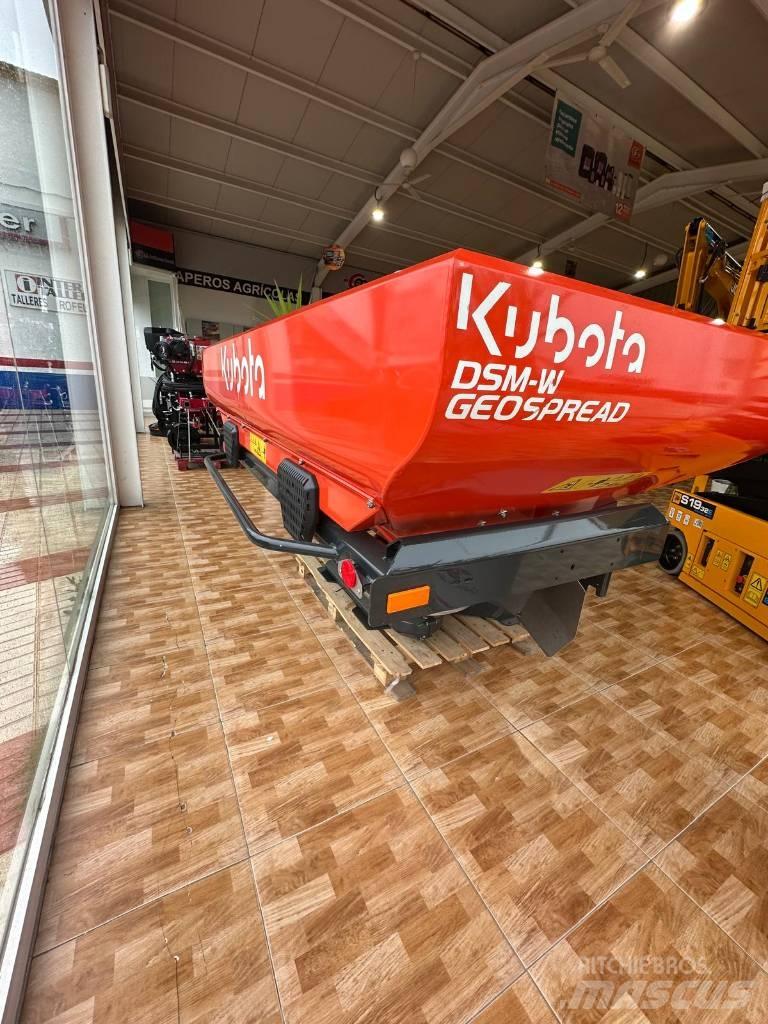 Kubota DSM-W 1300 Împrastierea mineralelor